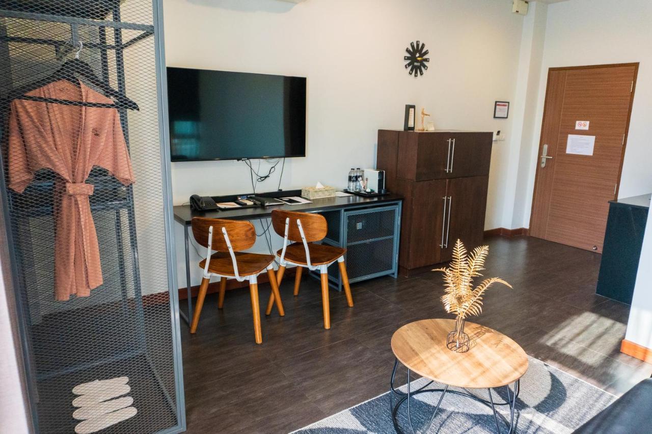 Wealth Boutique Hotel Csiangmaj Kültér fotó